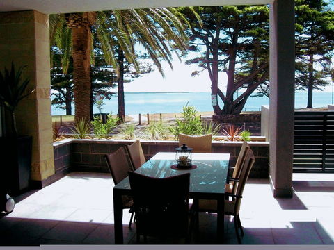 C-Scape Water Front Apartment - Accommodation Burleigh 0