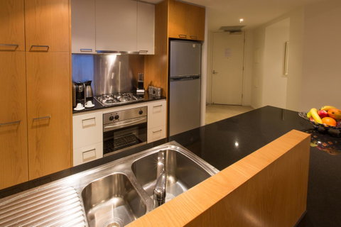 Accent Accommodation@Docklands - Accommodation Burleigh 14