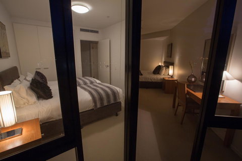 Accent Accommodation@Docklands - Accommodation Burleigh 25