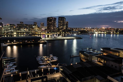 Accent Accommodation@Docklands - Accommodation Burleigh 0