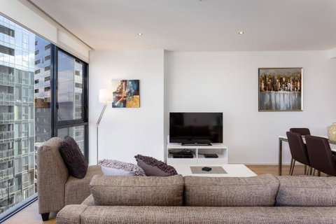 Accent Accommodation@Docklands - Accommodation Burleigh 4