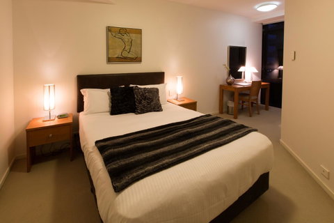 Accent Accommodation@Docklands - Accommodation Burleigh 15