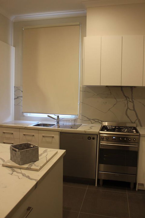 Abbey View - Accommodation Burleigh 9