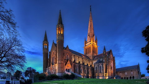 Abbey View - Accommodation Burleigh 2