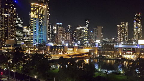 Trendy City Pad Melbourne - Accommodation Burleigh 6