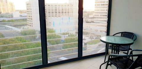 Trendy City Pad Melbourne - Accommodation Burleigh 8