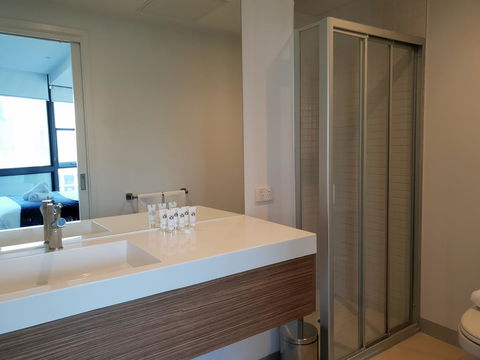 Trendy City Pad Melbourne - Accommodation Burleigh 15