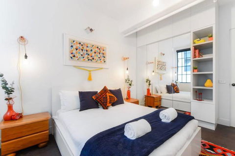 Spacious Designer Warehouse Melbourne CBD Apartment - Accommodation Burleigh 6