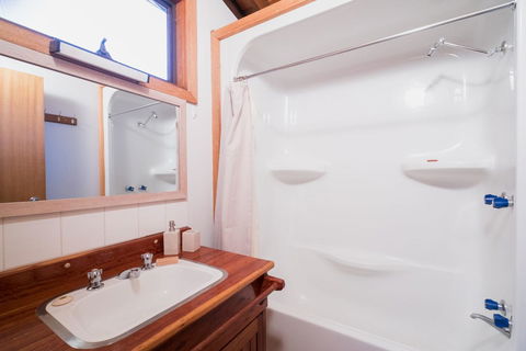 FOUNTAINS 3, Mount Hotham - Accommodation Burleigh 11