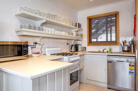 FOUNTAINS 3, Mount Hotham - Accommodation Burleigh 9