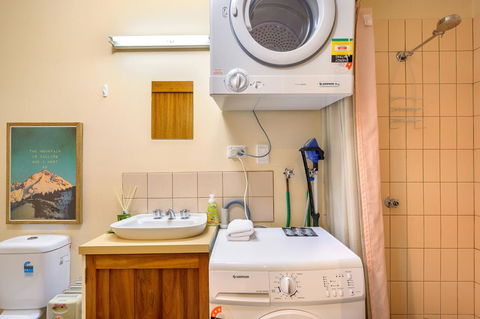 FOUNTAINS 3, Mount Hotham - Accommodation Burleigh 12
