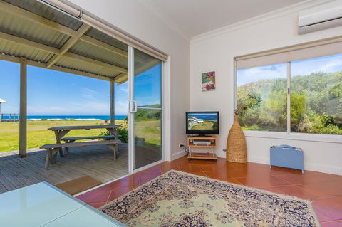 Cottages For Couples - Accommodation Burleigh 21