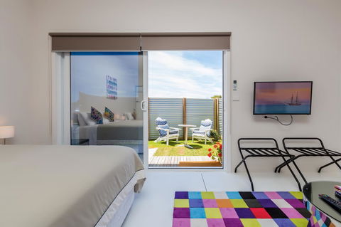 Cottages For Couples - Accommodation Burleigh 5