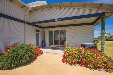 Cottages For Couples - Accommodation Burleigh 15