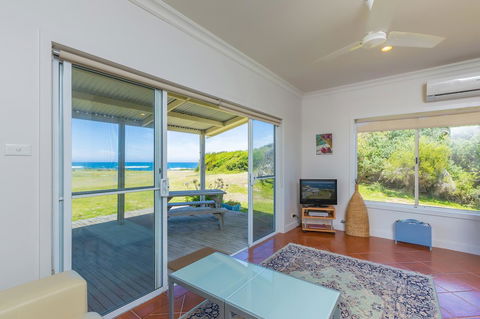 Cottages For Couples - Accommodation Burleigh 24