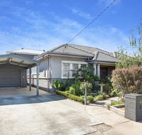 HogmortHomes Neale Street - Accommodation Burleigh