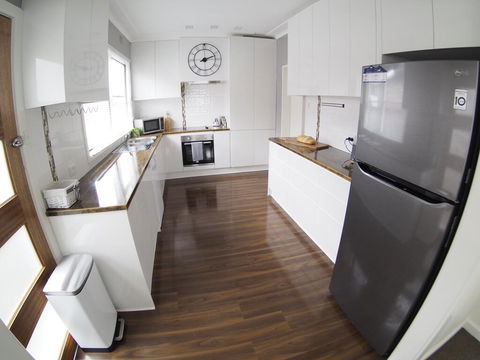 The Beardman Armidale - Accommodation Burleigh 2
