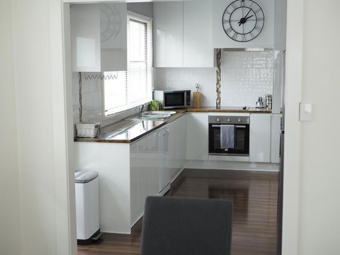 The Beardman Armidale - Accommodation Burleigh 1
