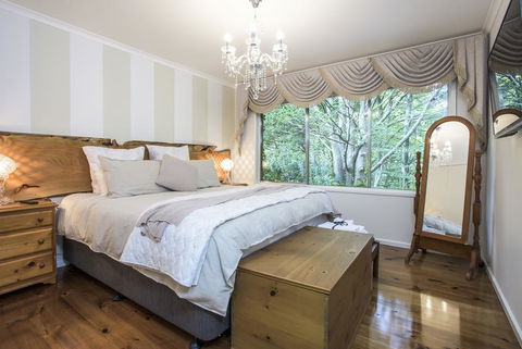 The Beeches - Olinda - Accommodation Burleigh 1