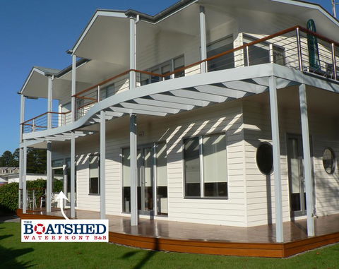 The Boatshed Waterfront B&b - Accommodation Burleigh 1