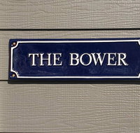 The Bower Kings Cottage - Accommodation Burleigh