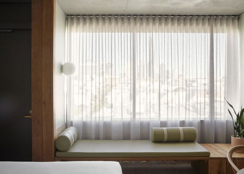 The Calile Hotel - Accommodation Burleigh 3