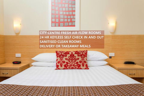 The Club Motel And Apartments - Accommodation Burleigh 0