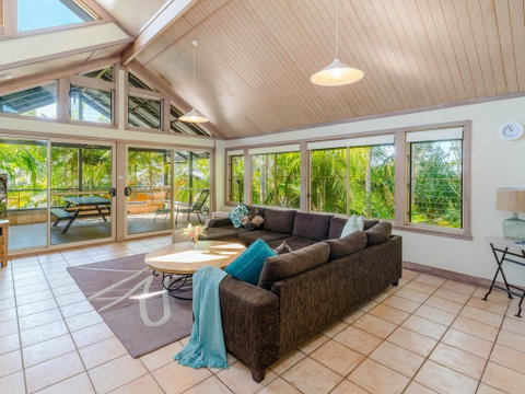 The Crest 2 - At Beautiful Angourie - Accommodation Burleigh 1