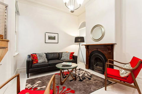 The Crofts - Accommodation Burleigh 1