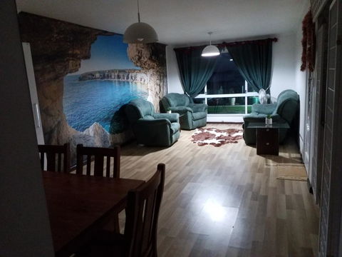 The DOLPHIN PLACE - Accommodation Burleigh 1