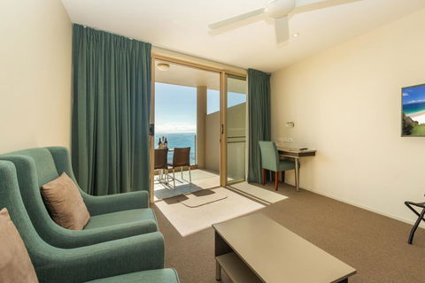 The Dorsal Boutique Hotel - Accommodation Burleigh 2