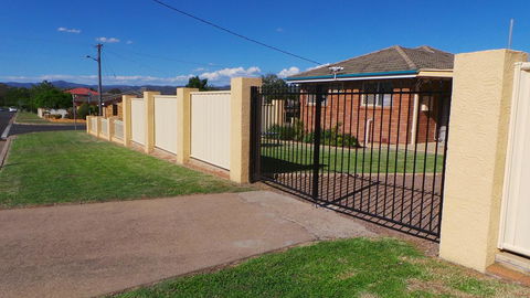 The Garden House - Accommodation Burleigh 1
