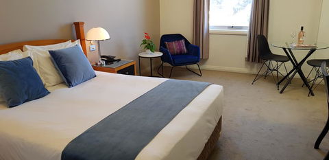 The Grand Motel - Accommodation Burleigh 2
