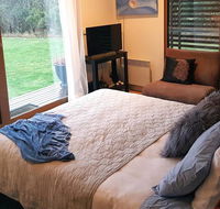 The Gurdies Room with Amazing Sunset Views - Accommodation Burleigh