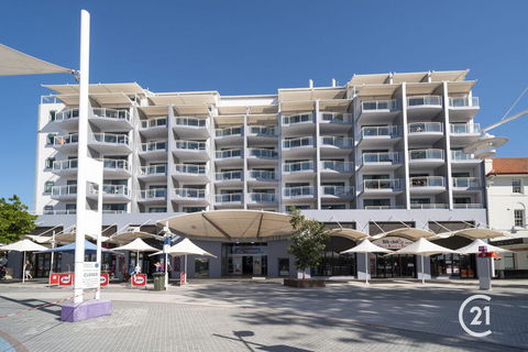 The Oaks Waterfront Resort,Unit 510 - Accommodation Burleigh 0