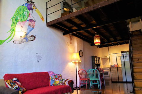 The Old Joyce Factory Loft Apartment - Accommodation Burleigh 0