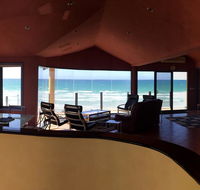 The Penthouse - Accommodation Burleigh