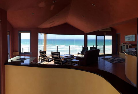 The Penthouse - Accommodation Burleigh 0