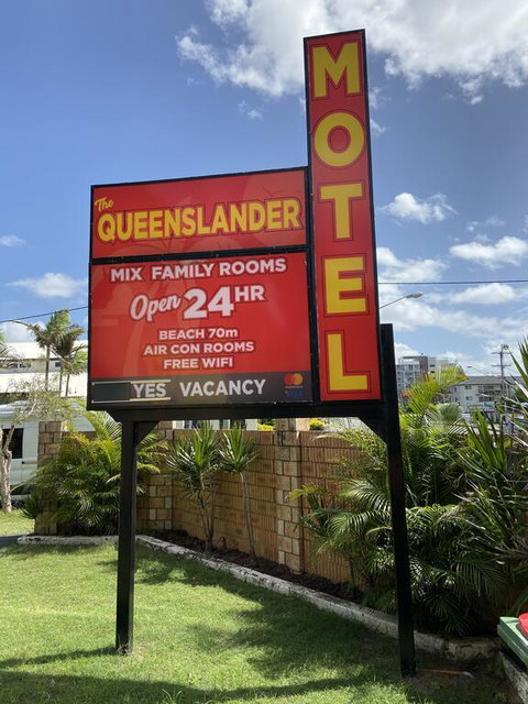 THE QUEENSLANDER MOTEL - Accommodation Burleigh 0