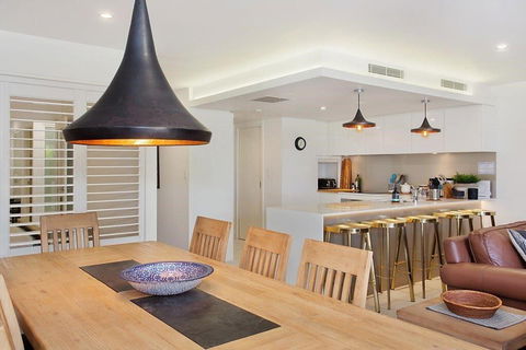 The Rocks Resort Unit GE - Accommodation Burleigh 3