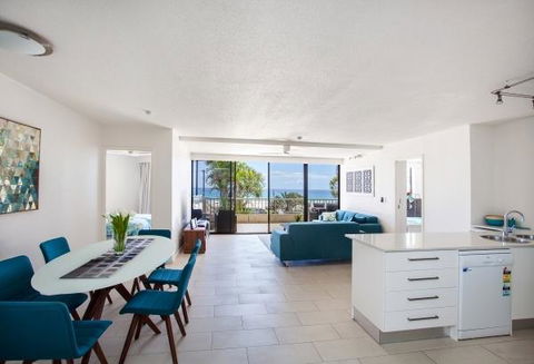 The Rocks Resort, Unit 1E - Accommodation Burleigh 3