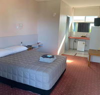 The Royal Motel - Accommodation Burleigh
