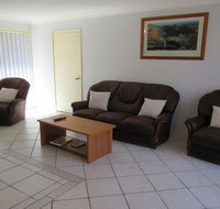 The Salamander' 99 Salamander Way - aircon  large yard for kids - Accommodation Burleigh