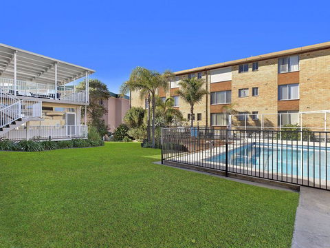 The Sands Apartment 6 - Accommodation Burleigh 2