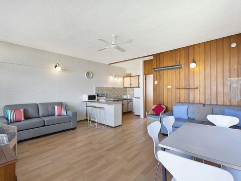 The Sands Apartment 6 - Accommodation Burleigh 0