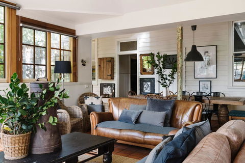 The Station House Daylesford - Accommodation Burleigh 1