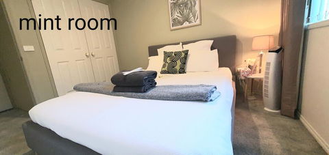 The Sweet Homestay - Accommodation Burleigh 2