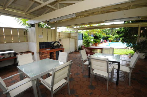 The Tahitian Holiday Apartments - Accommodation Burleigh 2