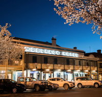 The Woolpack Hotel - Accommodation Burleigh