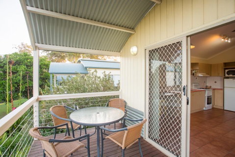 Thou Walla Sunset Retreat - Accommodation Burleigh 2